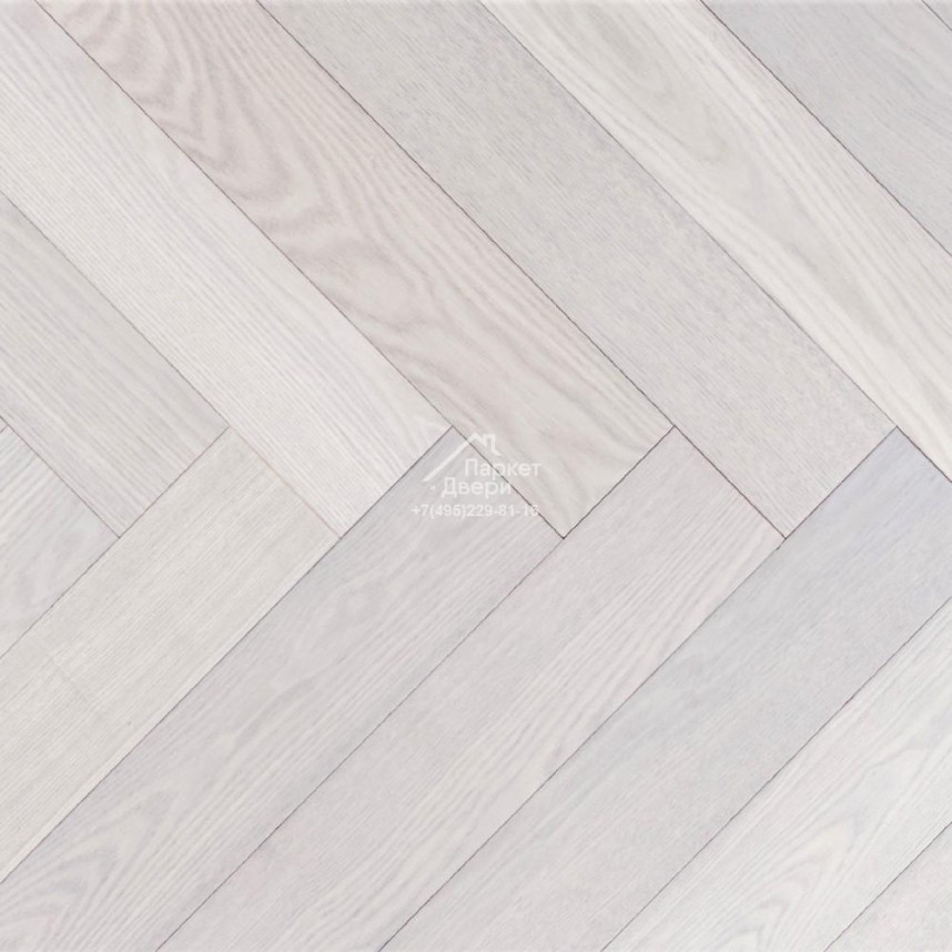 Паркет Wood Bee английская ёлка Herringbone ясень Мунлайт / Moonlight, 600x92x12-1