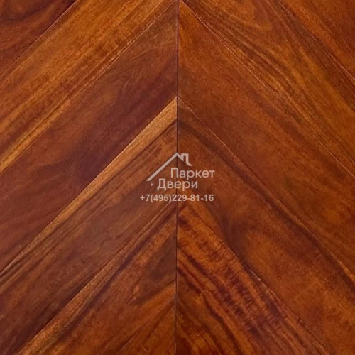 Паркет Wood Bee французская ёлка Chevron Сапели / Sapele, 510x92x12