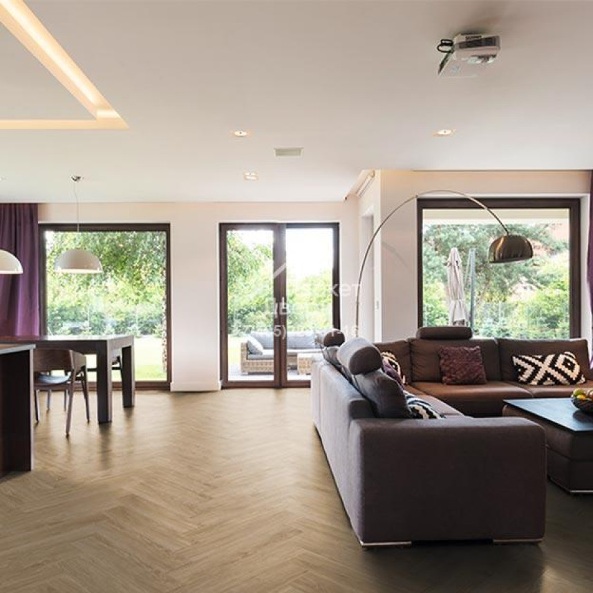 Ламинат My Floor Castle Ламинат Дуб Жирона MH1002 665х133х10-5