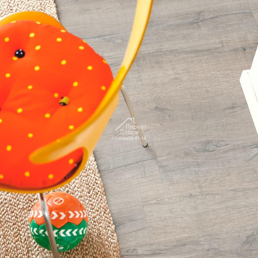Плитка ПВХ Pergo Classic Plank Glue V3201-40037 Дуб Королевский Серый 1256*194*2,5 (3,655)-1