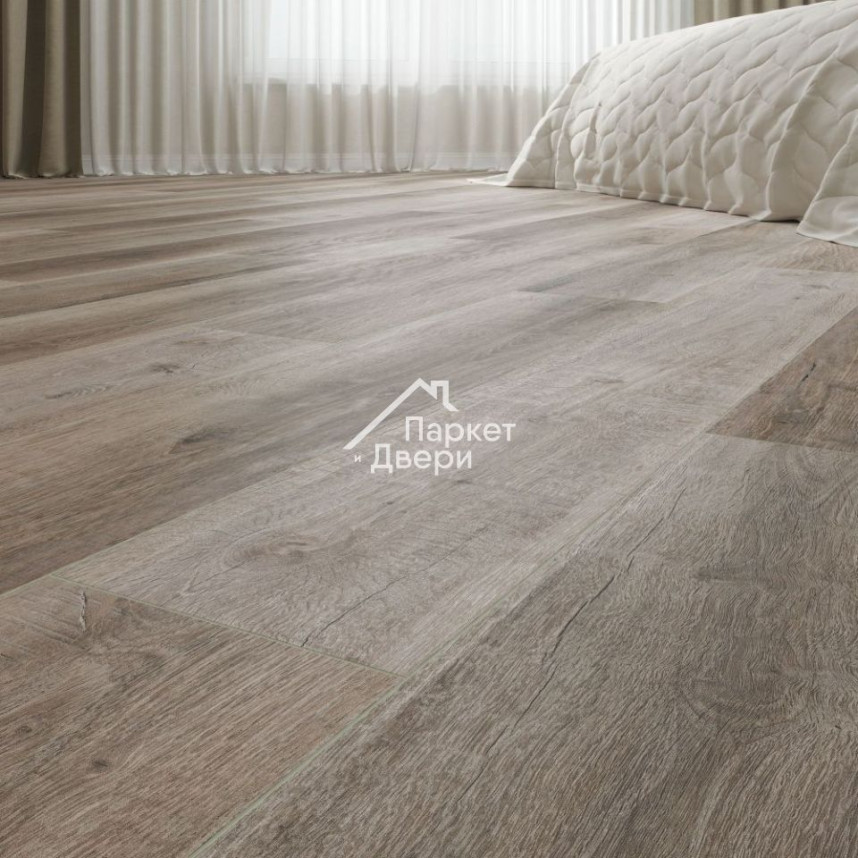 Ламинат SPC ROYCE Ultima Дуб Маккай-1