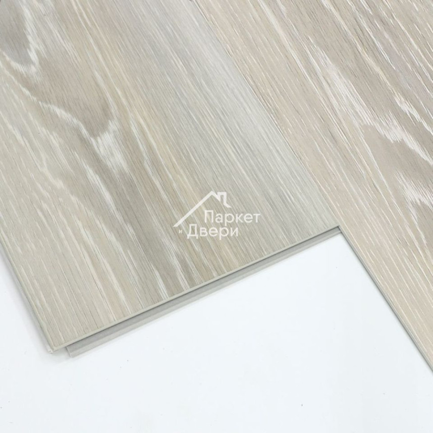 Ламинат SPC Cronafloor WOOD Дуб Мане-1