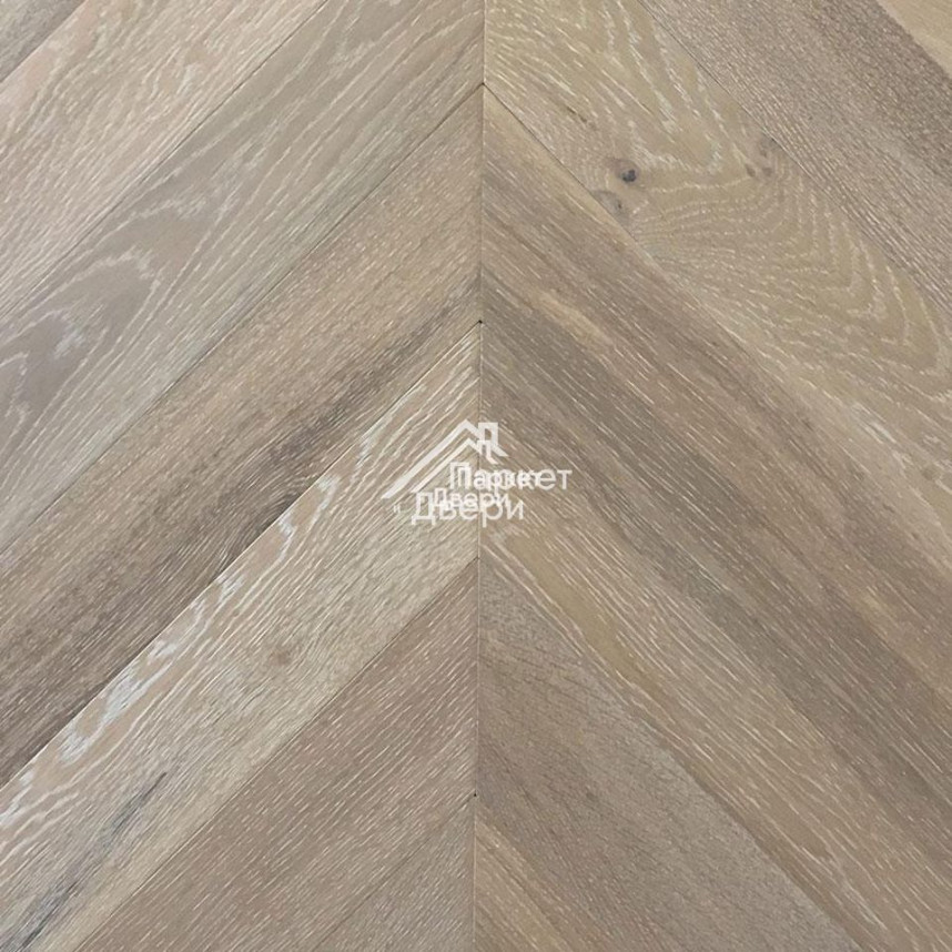 Паркет Wood Bee французская ёлка Chevron Дуб Крема / Crema, 510x92x12