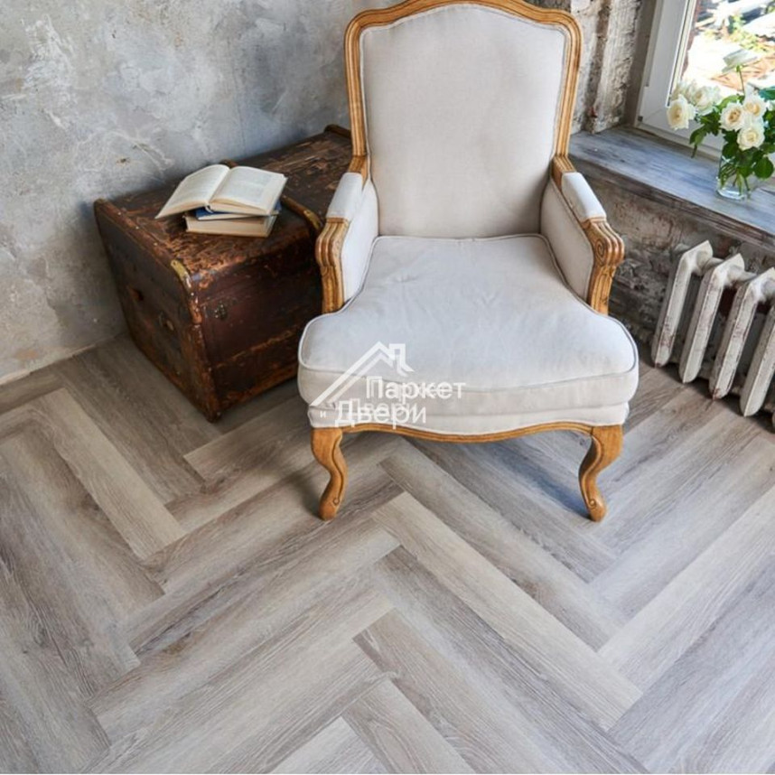 Виниловый пол VINILAM Parquet Herringbone Эрмитаж IS11122-2